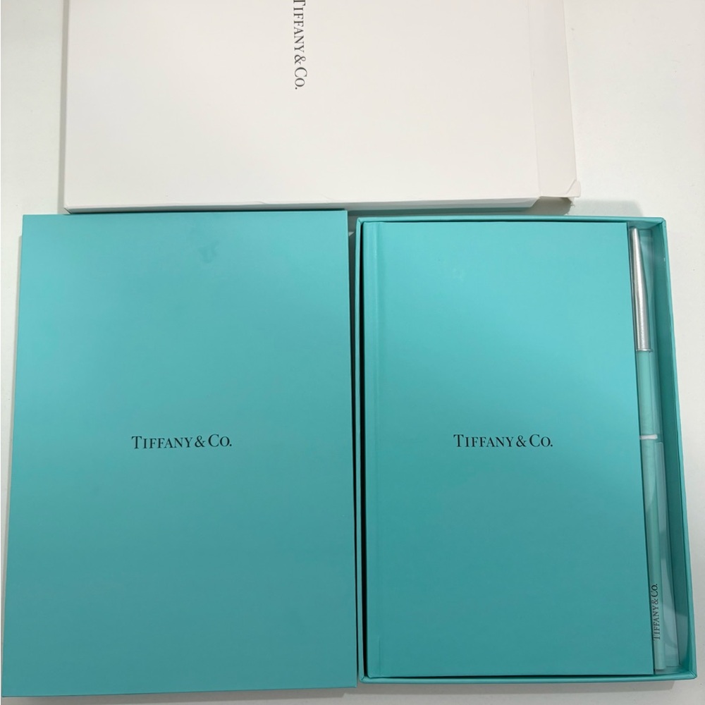 Tiffany & Co. Note book and pencil set